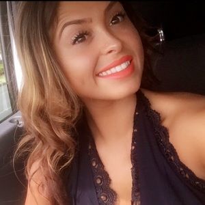 Meet your Posher, Ariana